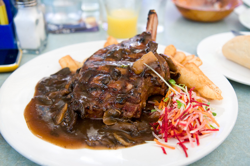 Casuarina Club - Prime rib steak with mushroom steak