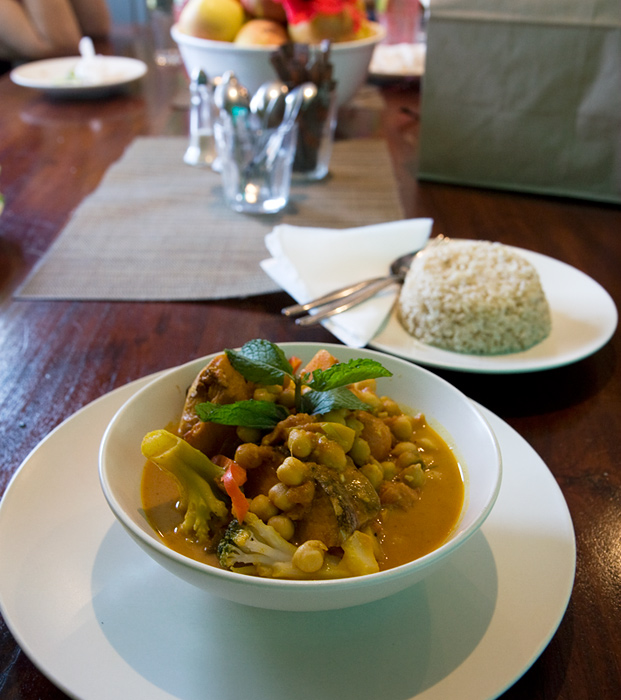 Bali curry with brown rice