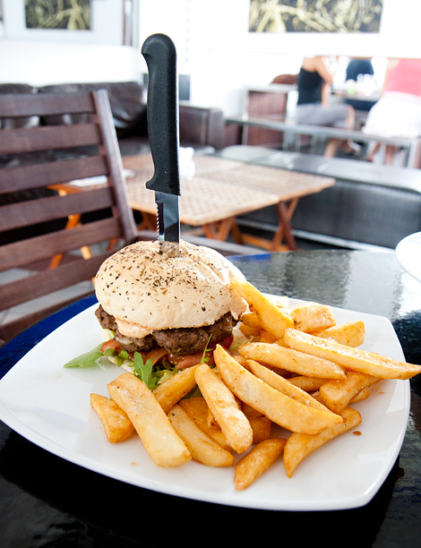 The Boat Shed - Beef burger